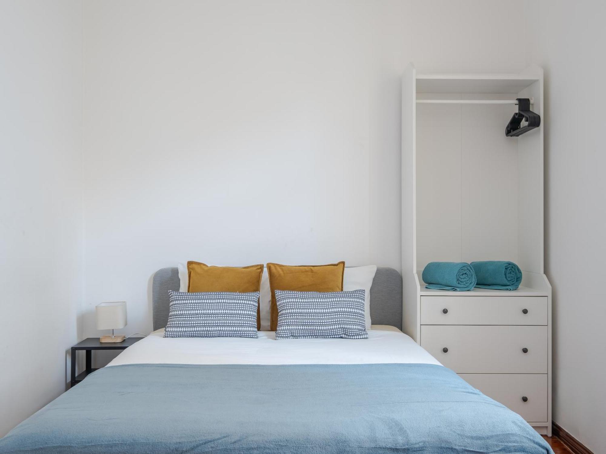 Cool Apartment Near Alfama Lisbon Luaran gambar