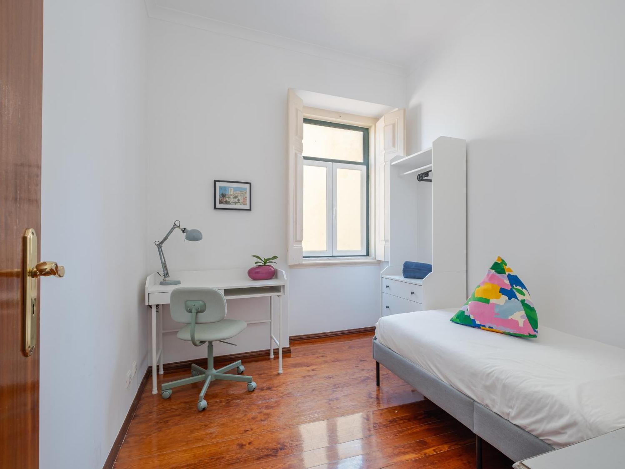 Cool Apartment Near Alfama Lisbon Luaran gambar